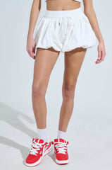 BUBBLES EVERYWHERE SHORT IN WHITE