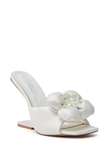 AZALEA WANG LOUSINE WEDGE WHITE SANDAL