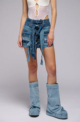 BELTED MULTI DENIM MINI SKORT
