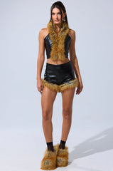 DONT TOUCH SHORT WITH FUR TRIM