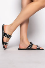 ALL DAY LONG FLAT SANDAL IN BLACK