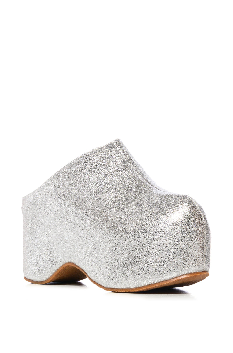 AZALEA WANG LIZZY SILVER CLOG