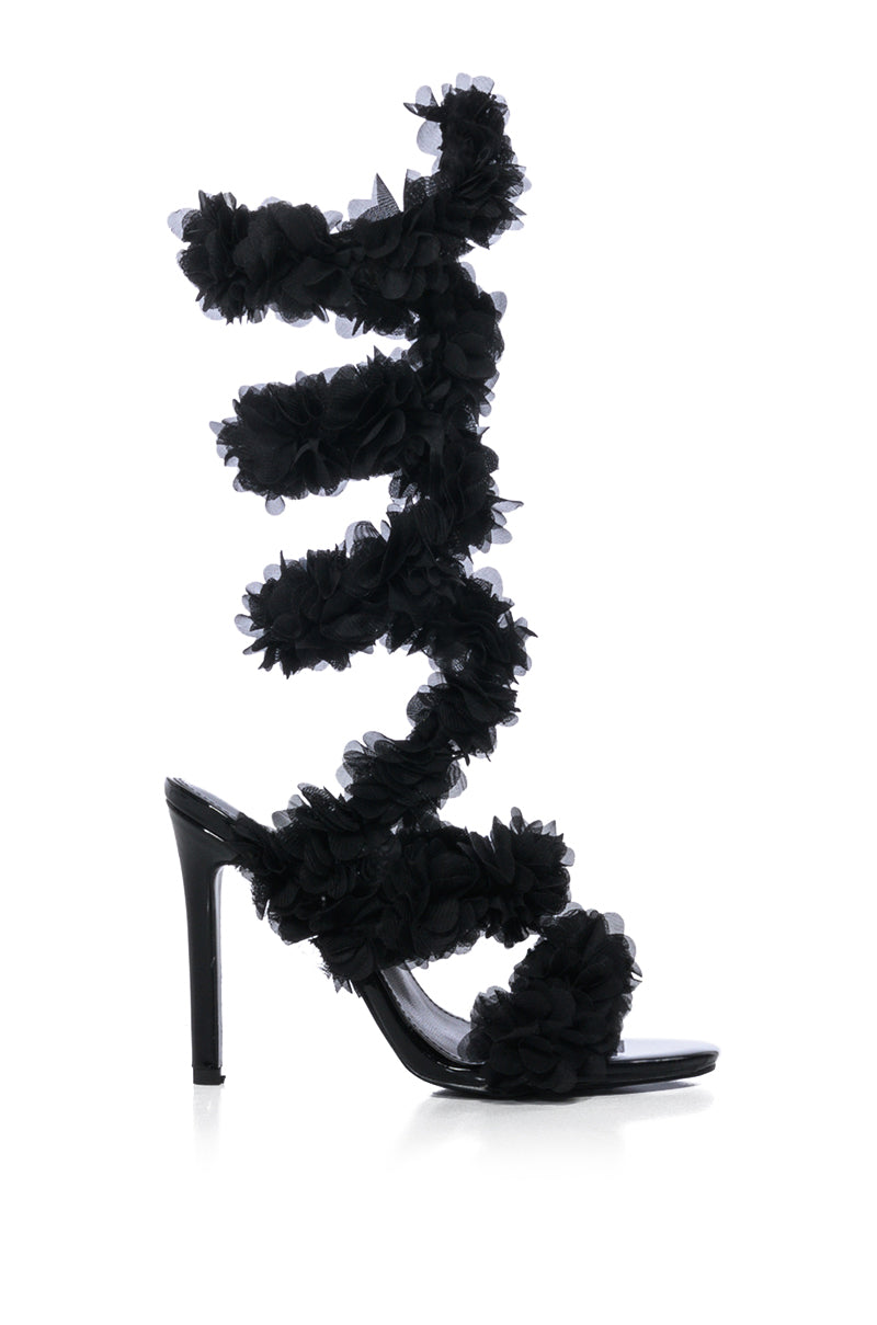 AZALEA WANG THEODOSIA FLORAL SANDAL IN BLACK