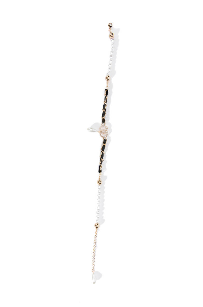 CALL ME COCO PEARL CHAIN NECKLACE