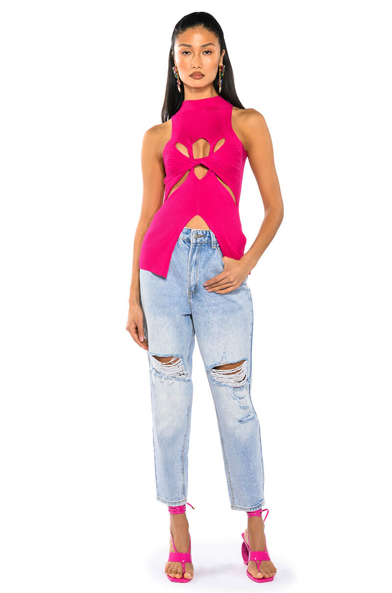 DYNAMITE MOCK NECK TWIST DETAIL SLEEVELESS KNIT TOP