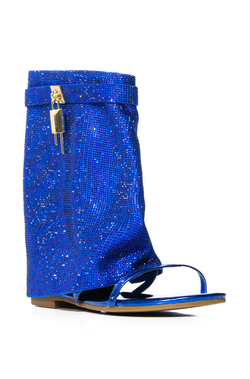 CAPE ROBBIN SHES DIFFERENT RHINESTONE SHEATH SANDAL IN BLUE
